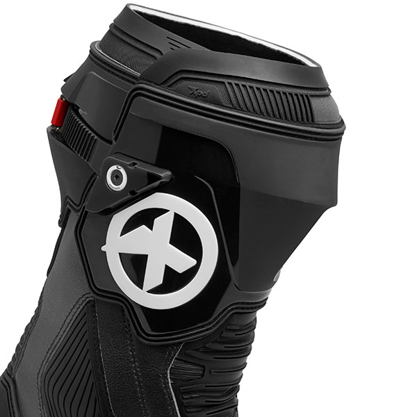 xpd_leather_race_boots_xp9-s_black_detail4.jpg