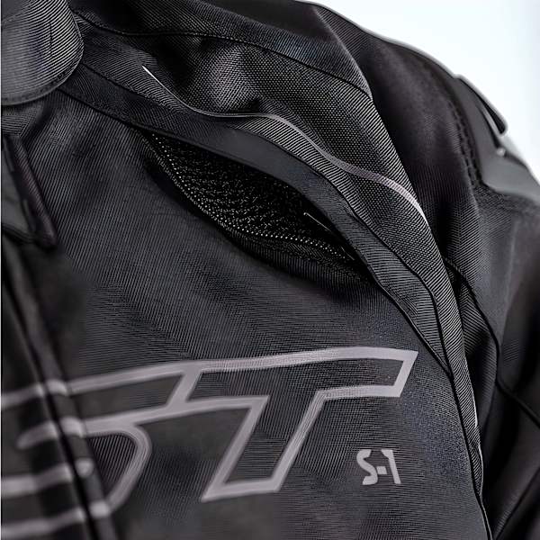 rst_jacket_textile_s-1_black_detail3.jpg