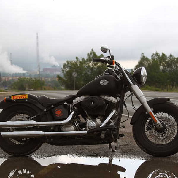 pirelli_moto_night_dragon_gallery_lifestyle1.jpg