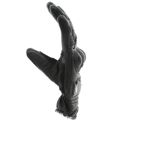 Richa_Rock_Glove-Black_bottom_109797.jpg