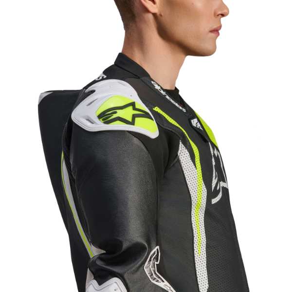 alpinestars_1-piece-suit_gp-tech-v5_black-white-fluo-yellow_detail5.jpg