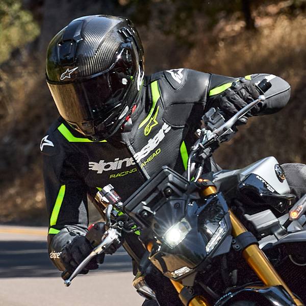 alpinestars_jacket_leather_gp-force-v2-airflow_black-fluo-yellow_lifestyle5.jpg