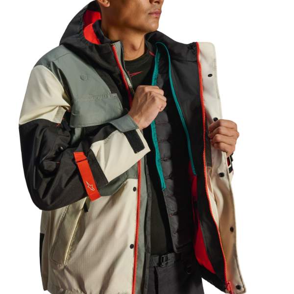 alpinestars_jacket_textile_mospher-waterproof_fur-grey-black-ice_detail5.jpg