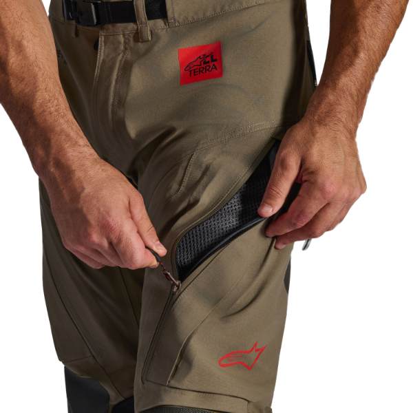 alpinestars_trouser_textile_nazca-3l-gore-tex-pro_walnut-black_detail4.jpg
