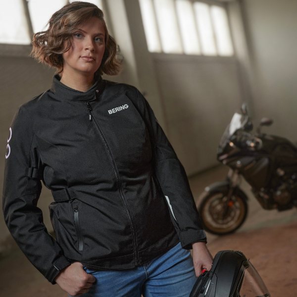bering_ladies-jackets_panela_queen_size_black_detail2.jpg