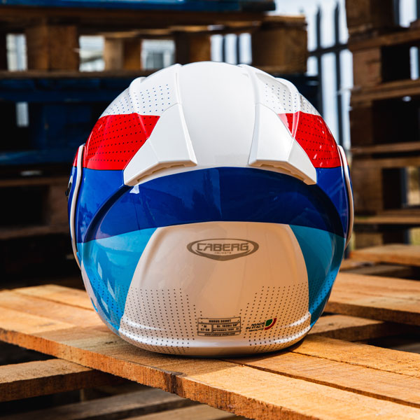 caberg_helmet_horus-scout_white-red-blue_lifestyle3.jpg