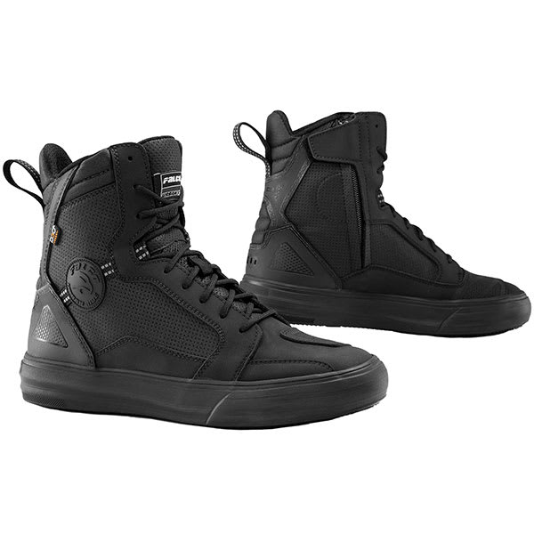 falco_boots_chaser_black.jpg