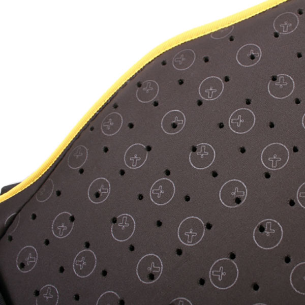 forcefield_armour_back_lk2-dynamic_detail2.jpg