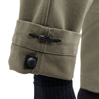 john-doe_jeans_cargo-mono-regular-fit-trousers_olive_detail9.jpg