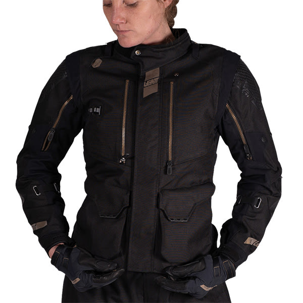 leatt_textile-jackets_ladies-adv-5-5-multitour_stealth_detail2.jpg