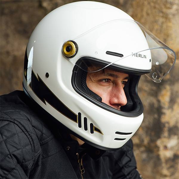 merlin_helmets_revival_flash-optic-white_lifestyle1.jpg