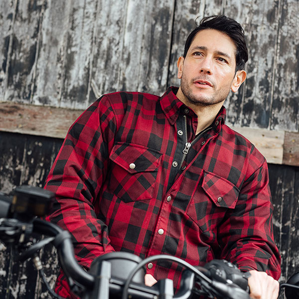 merlin_motorcycle-jacket_axe-kevlar-riding-shirt_red_lifestyle4.jpg