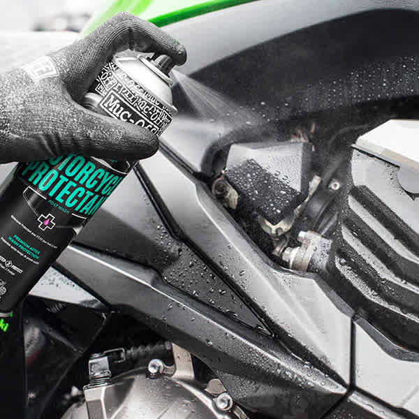 muc-off_motorcycle-clean-protect-and-lube-kit_lifestyle5.jpg