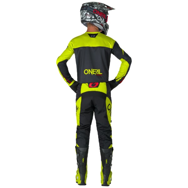 o-neal_motocross-jerseys_element_racewear-black-neon-yellow_lifestyle2.jpg