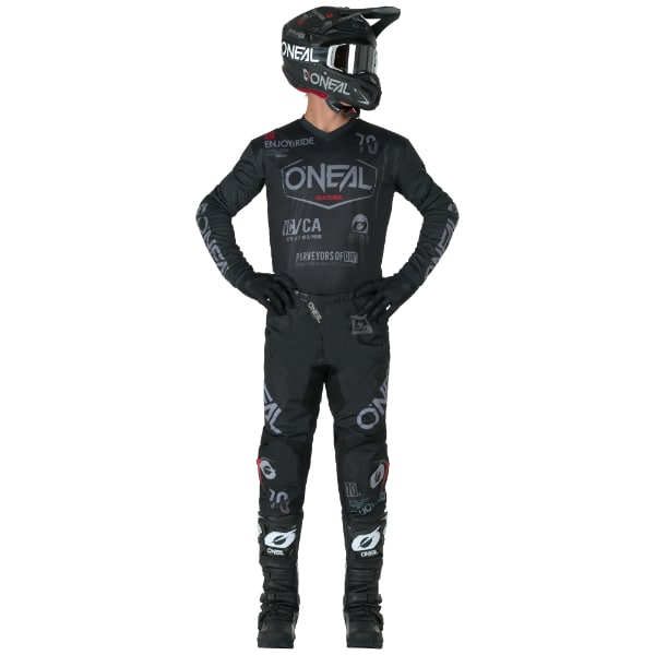 o-neal_motocross-pants_element_brand-black-grey_lifestyle1.jpg
