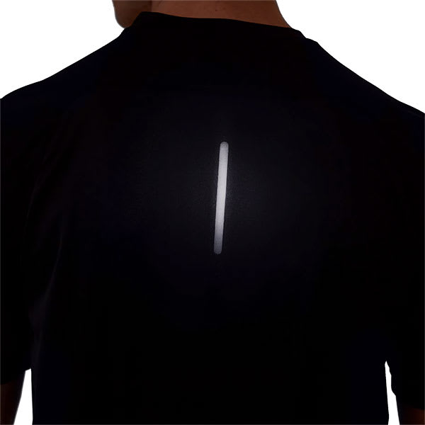 oakley_casual-wear_t-shirt_foundational-training-short-sleeve_blackout_detail3.jpg