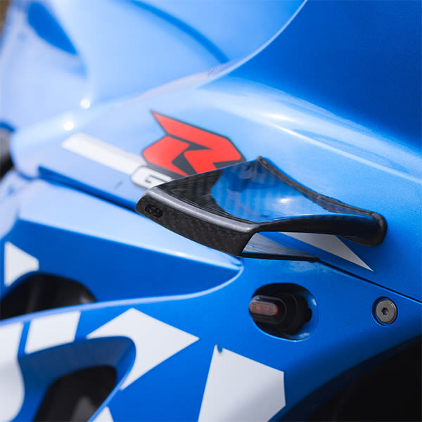 oxford_accessories_carbon-aero-wings_gloss_lifestyle2.jpg