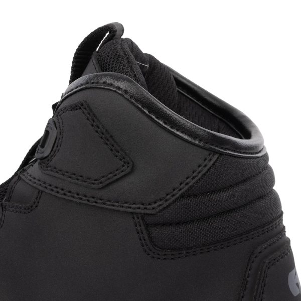 oxford_boots_helix-dry2dry_detail4.jpg