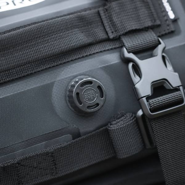 oxford_luggage_aqua-pro-de20_detail5.jpg