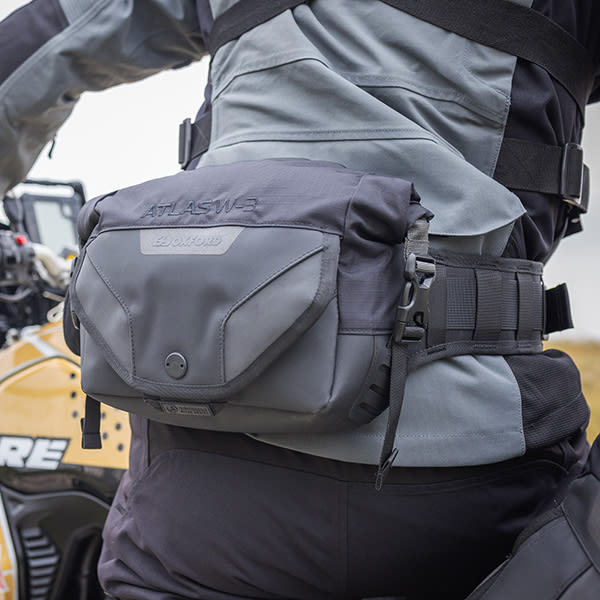 oxford_luggage_atlas_w-3-waist-pack_lifestyle3.jpg
