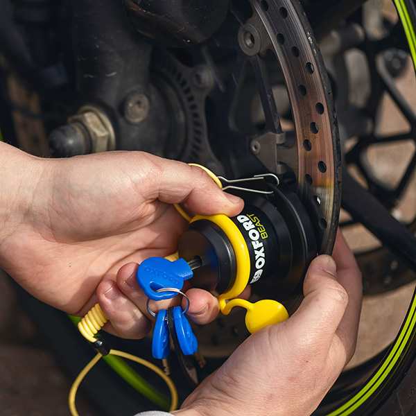 oxford_security_beast-16mm-disc-lock_detail8.jpg