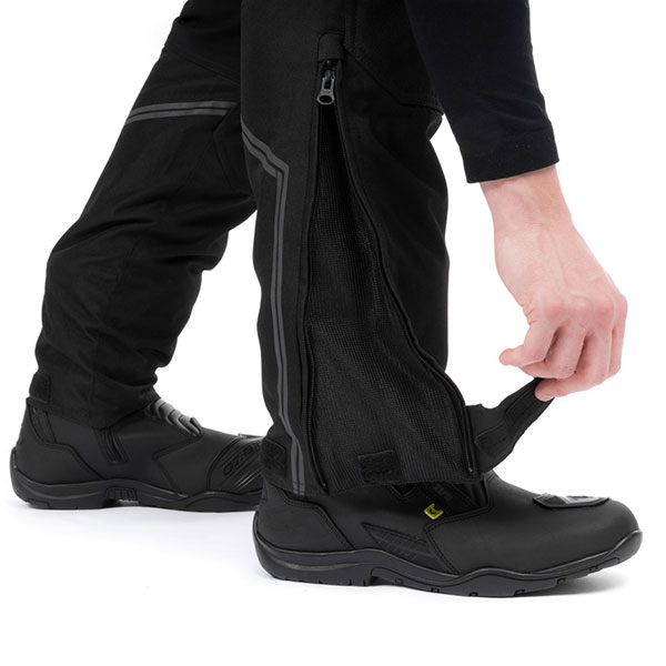 ozone_motorcycle-textile-trousers_union-ii-waterproof-textile-trousers_black_detail5.jpg