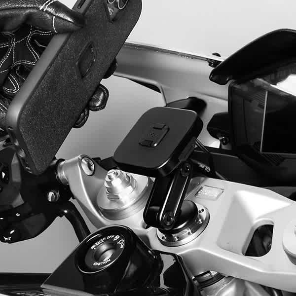 peak-design_mobile-motorcycle-stem-mount_locking_lifestyle1.jpg