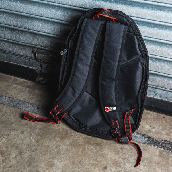 qbag_pack-foam-backpack_lifestyle3.jpg
