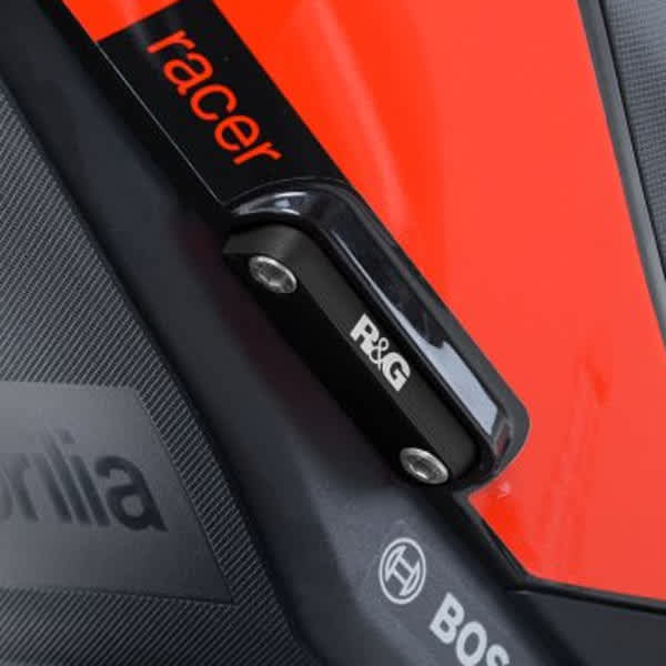 r-and-g-racing_rear-footrest-blanking-plate_aprilia_v4-tuono-rsv4rr-rsv4rf.jpg