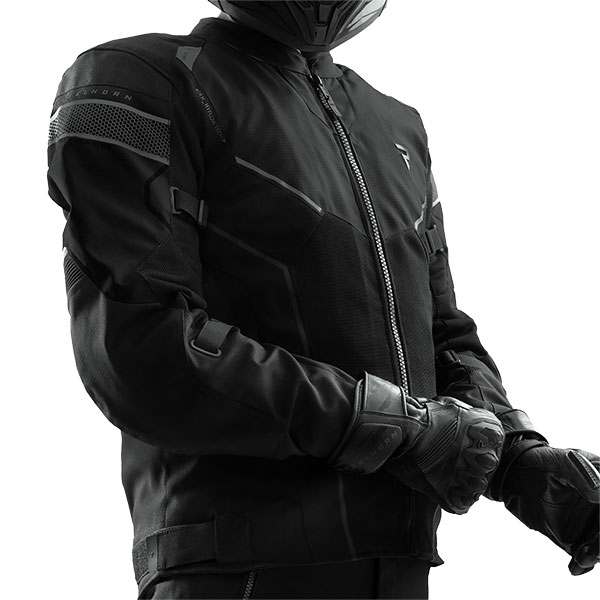 rebelhorn_jacket_textile_hiflow-v_black_detail2.jpg