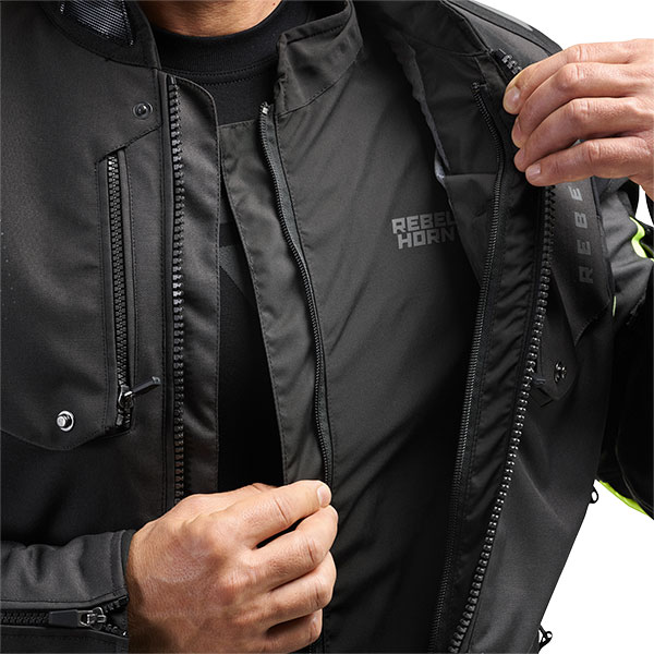 rebelhorn_waterproofs_jacket_in-out-hydrashield-pro-membrane_black_detail2.jpg