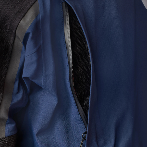 rev'it_trousers_component-3-h2o_black-blue_detail7.jpg