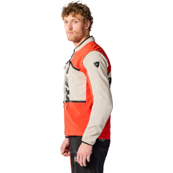 rev-it_jackets_pol-tarres_morocco_sand-red_detail5.jpg