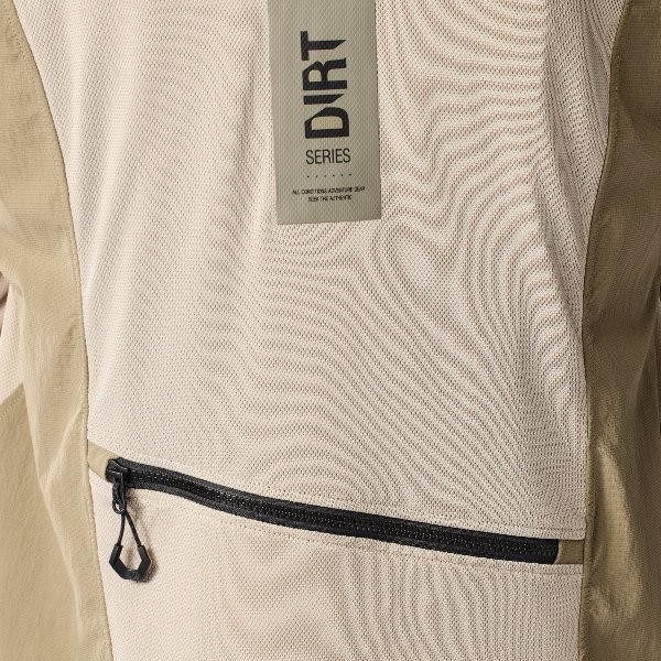 rev-it_jackets_territory-2_sand-green_detail9.jpg
