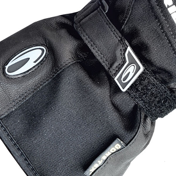 richa_ice_polar_gtx_glove_detail3.jpg