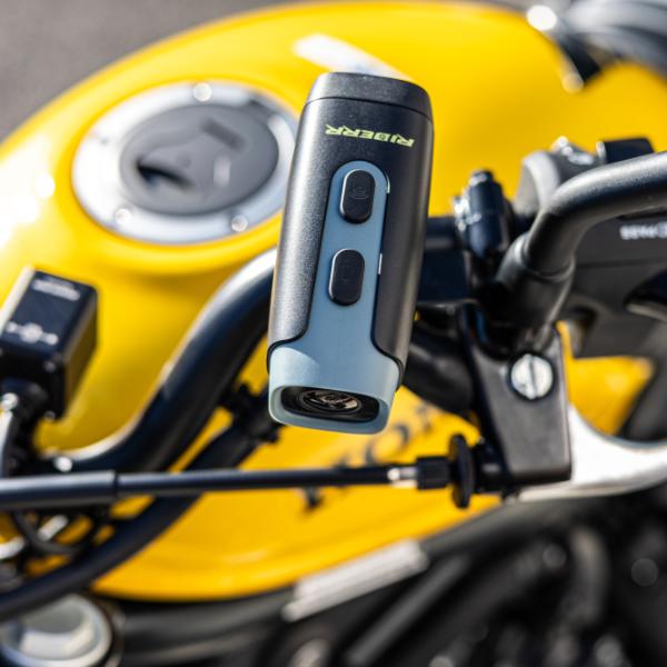 riderr_action-camera_vue-camera_lifestyle3.jpg