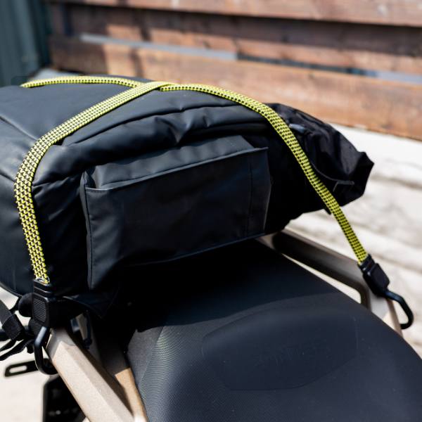 riderr_luggage-accessory_36-inch-flat-bungee_detail2.jpg