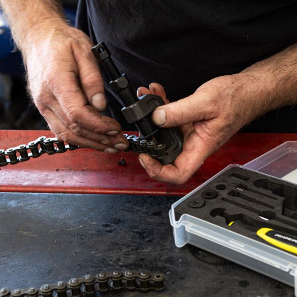riderr_motorcycle-tools_chain-splitter-riveter_lifestyle3.jpg