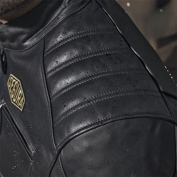 segura_leather-jackets_lewis_brown_lifestyle4.jpg