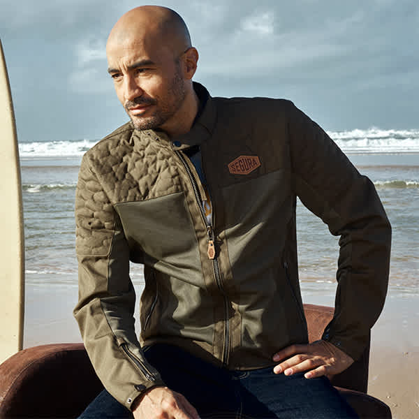 segura_textile-jackets_ritcher_khaki_lifestyle1.jpg