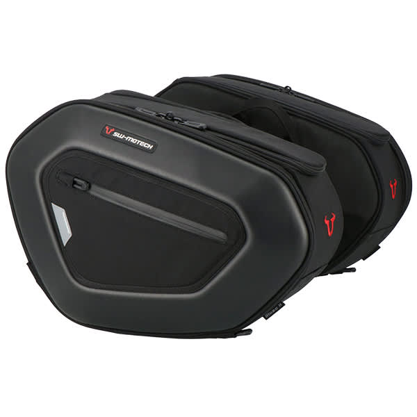 sw-motec_blaze-saddlebags_bc.hta.22.740.30600.jpg