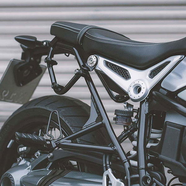 sw-motech-legend-gear-side-bag-kit-bmw-r-ninet-(14-16)_detail1.jpg