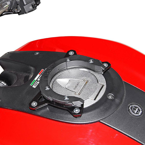 sw-motech_evo-top-ring_ducati-monster-696-1100.jpg