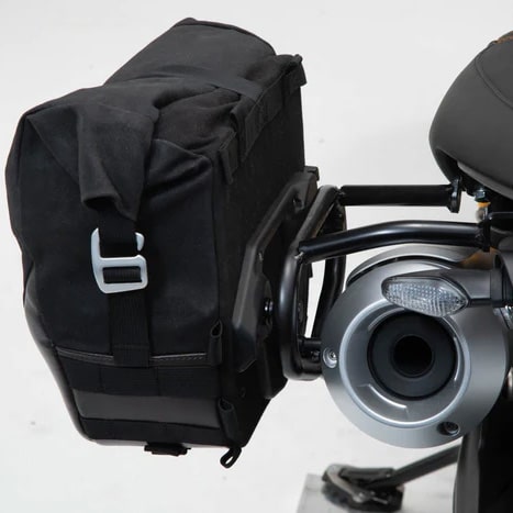 sw-motech_legend-side-bag-and-fitting-kit_bc.hta.22.895.20000_detail3.jpg