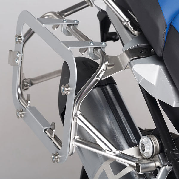 sw_motech_carrier_adapter_kit_trax_side_cases_to_bmw_side_carrier_kft.00.jpg