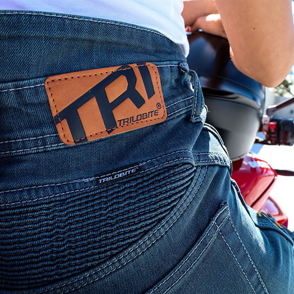 trilobite_ladies_aramid-jeans_parado-regular-fit-double-layer-aaa_blue_lifetyle6.jpg