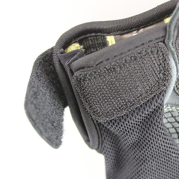 trilobite_mixed-gloves_comfee_black_detail5.jpg