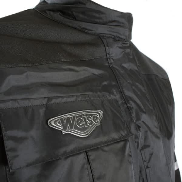 weise_quilted_suit_detail5.jpg
