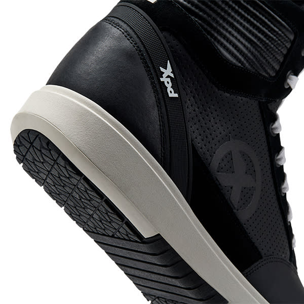 xpd_boots_moto-way-air_black-white_detail6.jpg