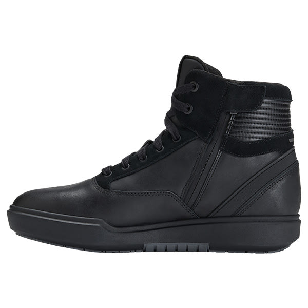 xpd_boots_moto-way-h2out_black_detail2.jpg